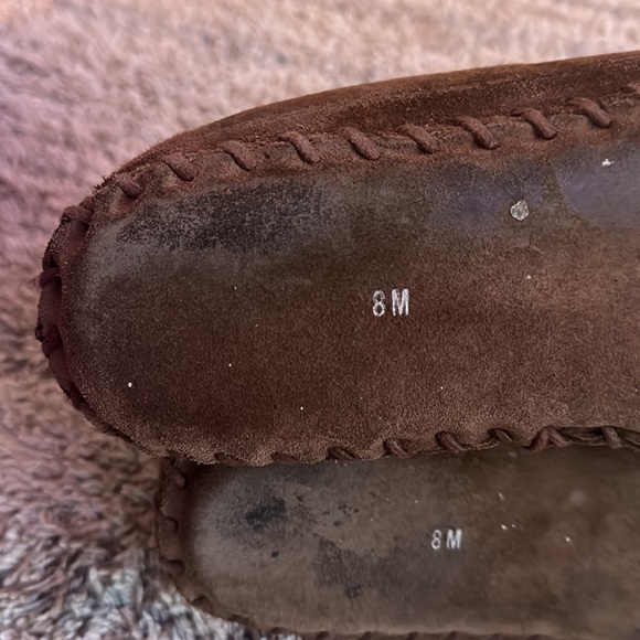 L.L. Bean Men’s Wicked Good Brown Slippers - Picture 11 of 14